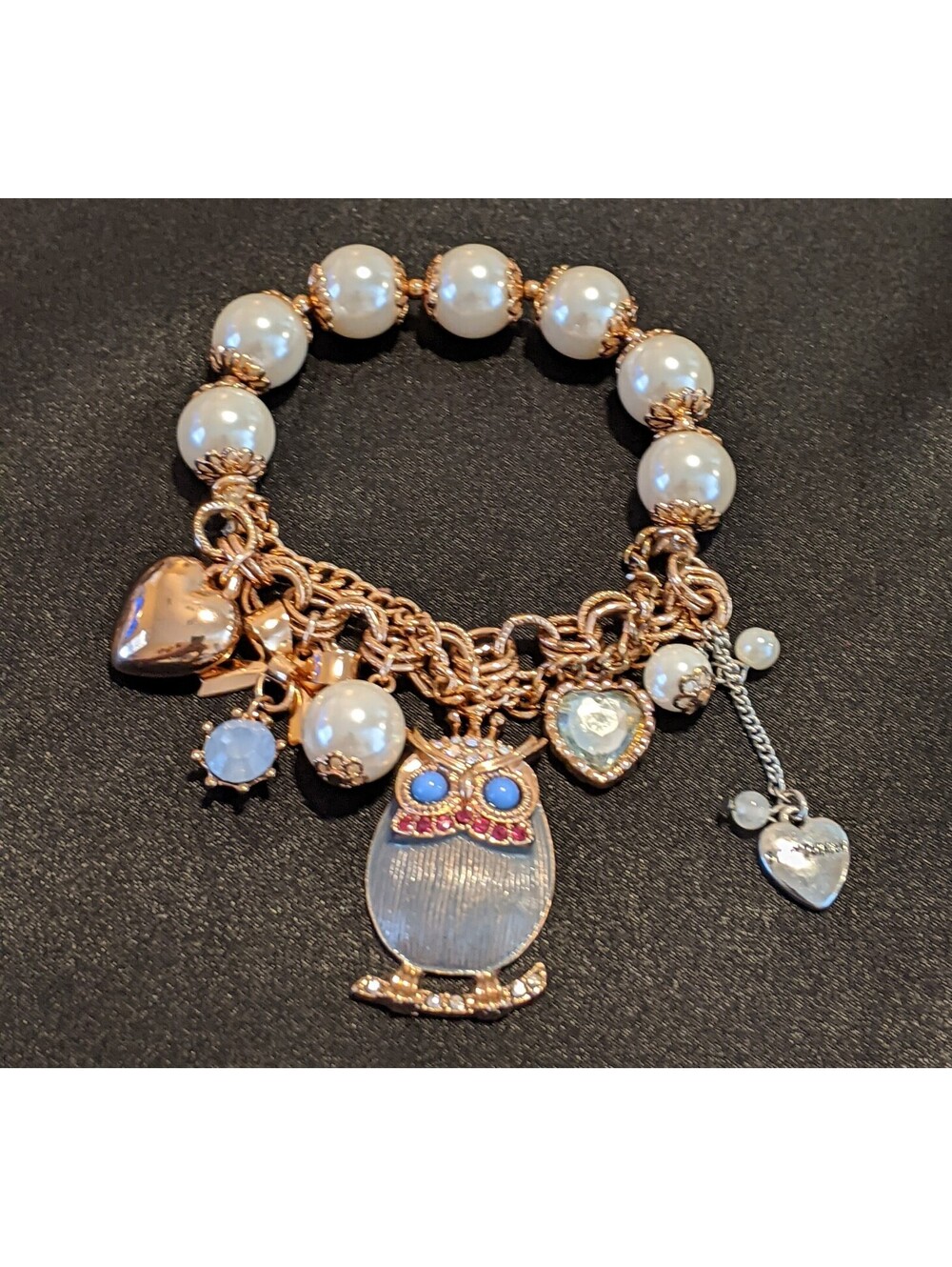 Betsey Johnson Owl Half Stretch Charm Bracelet Faux Pearls Hearts Gold Tone